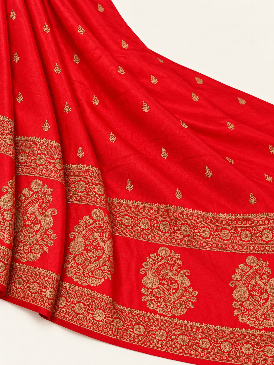 border and motif detail