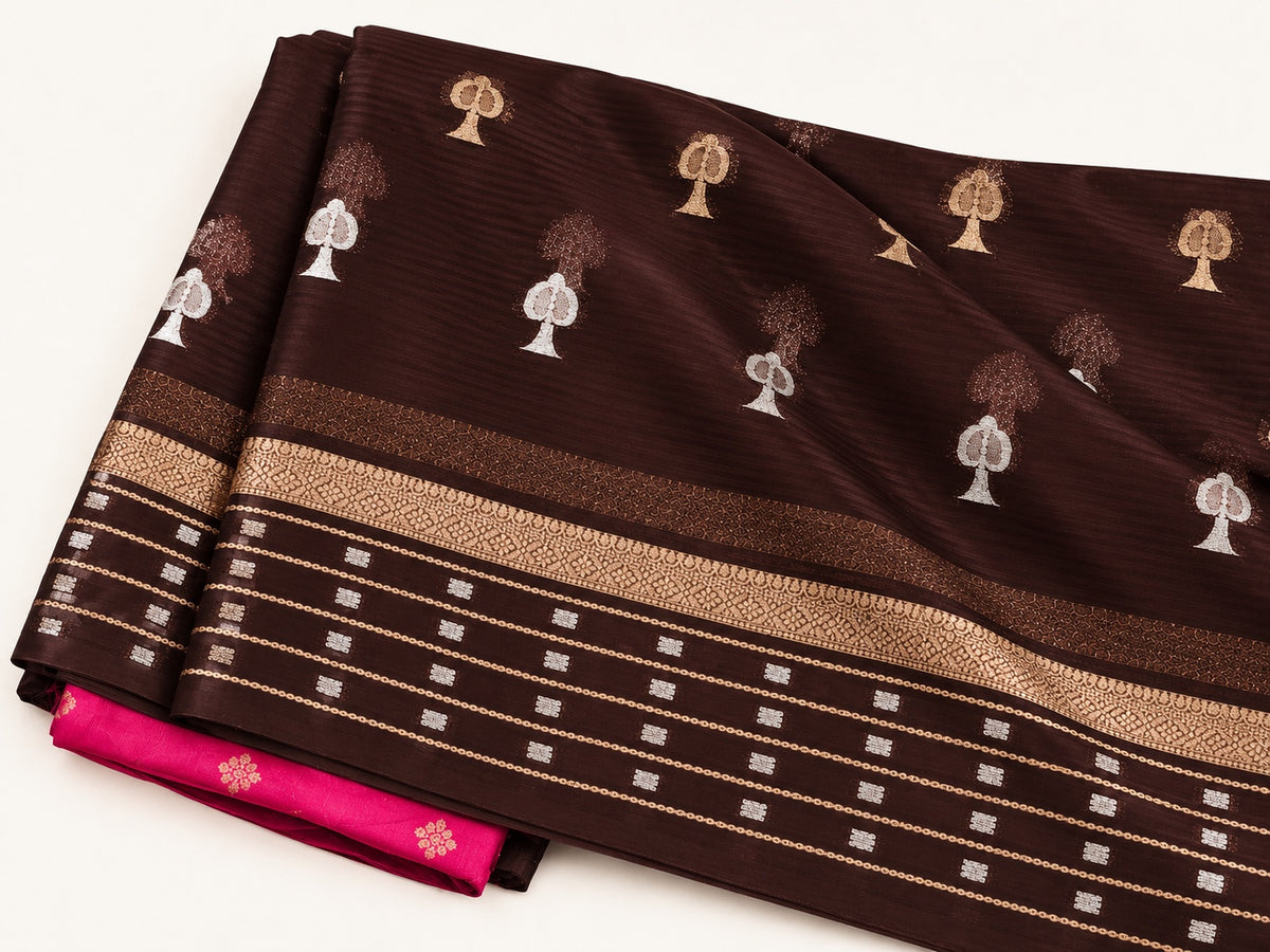 border and motif detail